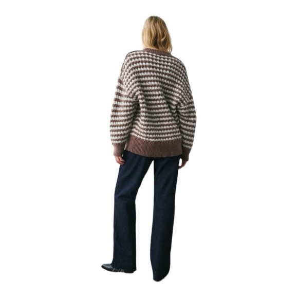 ZARA Brown and White Striped Oversized Slouchy Cozy Crewneck Knit Sweater Large - Picture 8 of 15